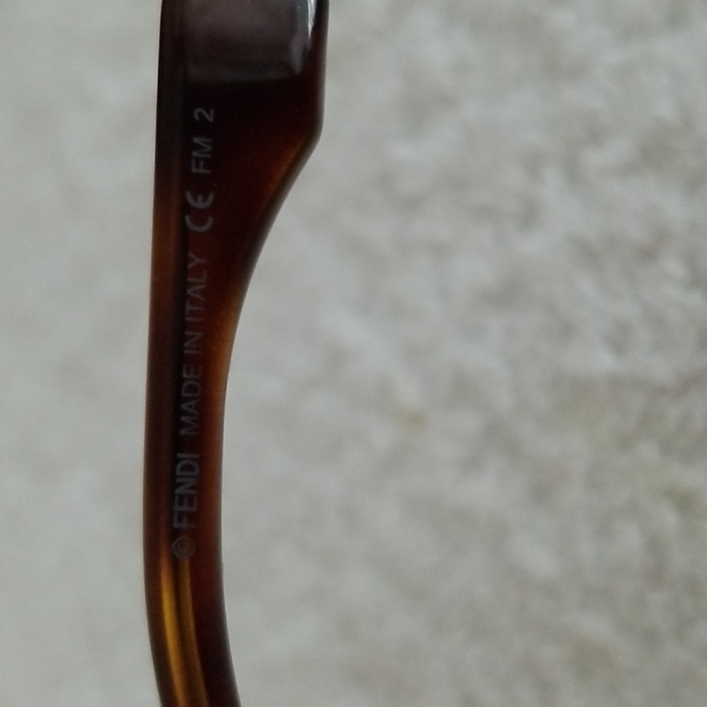 New Fendi Injection Plastic Cat-Eye Sunglasses - Picture 13 of 16